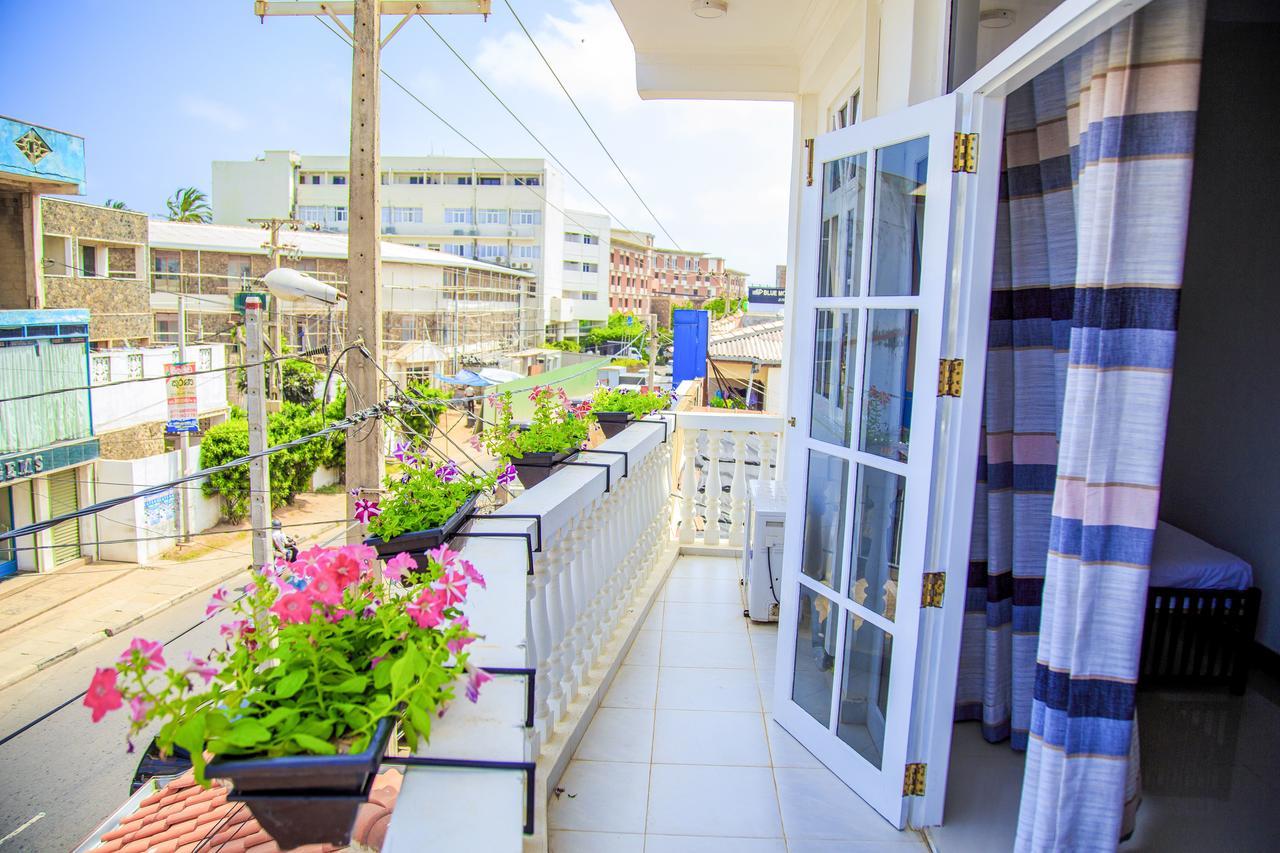 Ruki Sea Reach Hotel Kudapaduwa Exterior foto