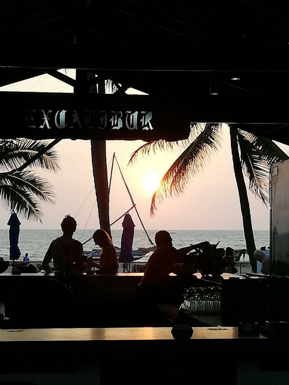 Ruki Sea Reach Hotel Kudapaduwa Exterior foto